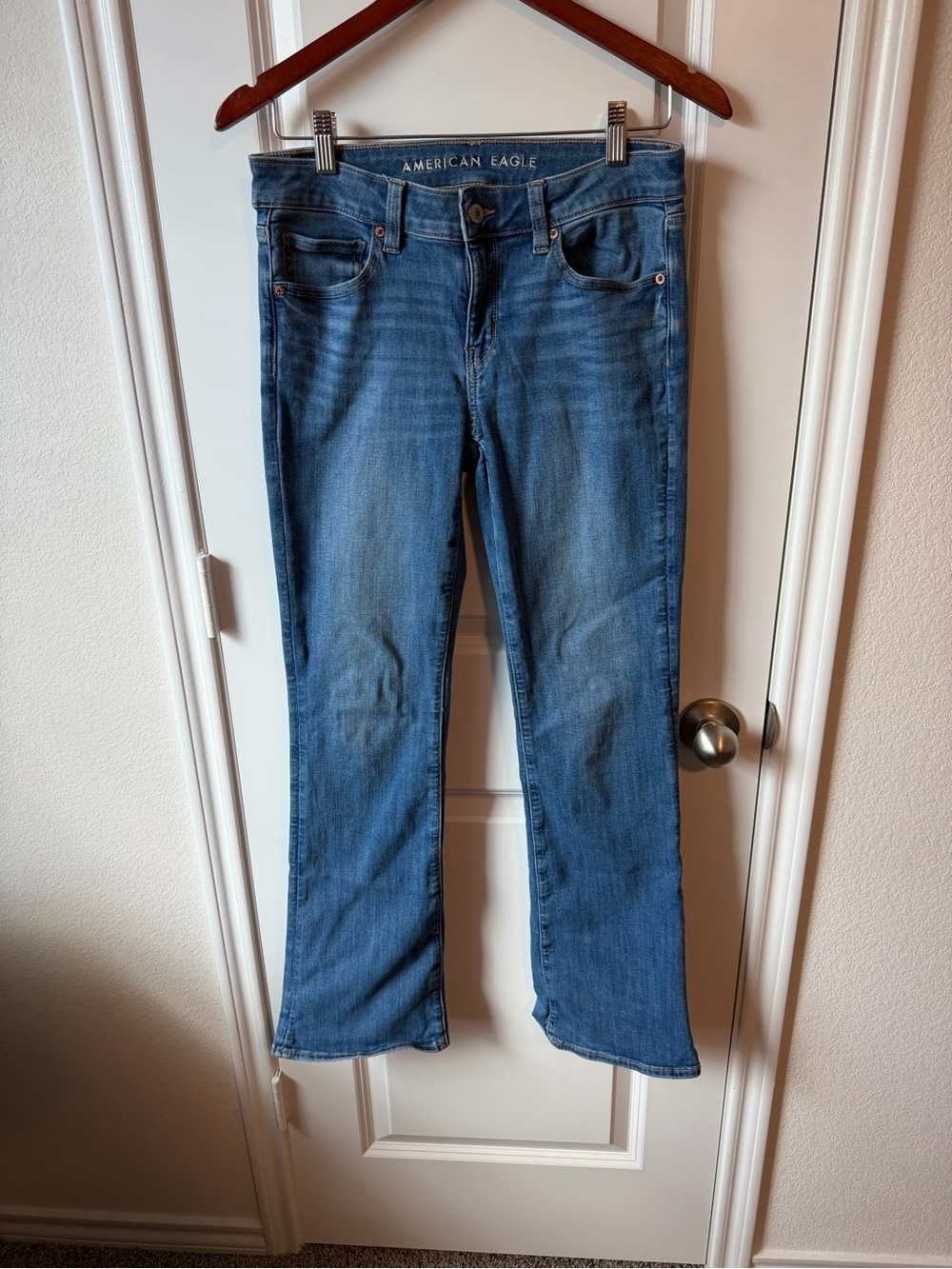 ⚡️American Eagle Outfitters Women's Blue Bootcut Jeans